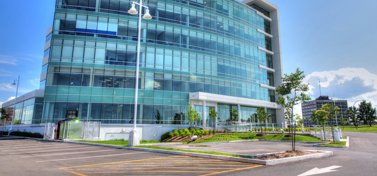 commercial glass door repair Tweedsmuir