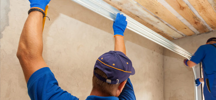 commercial overhead garage door repair in Tweedsmuir